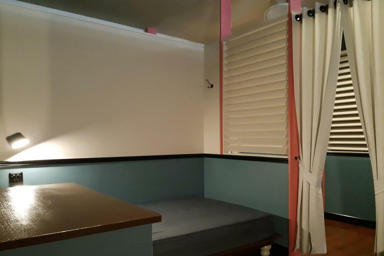Siam Colors Hostel กรุงเทพมหานคร ภายนอก รูปภาพ