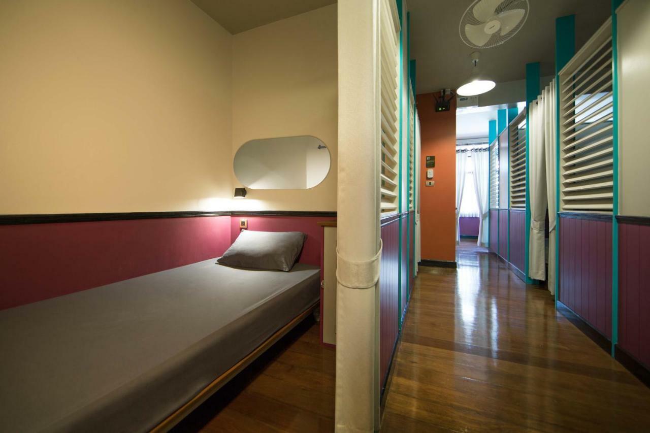 Siam Colors Hostel กรุงเทพมหานคร ภายนอก รูปภาพ